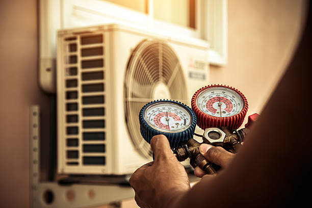 Professional Hvac technician working in Dixon, IL